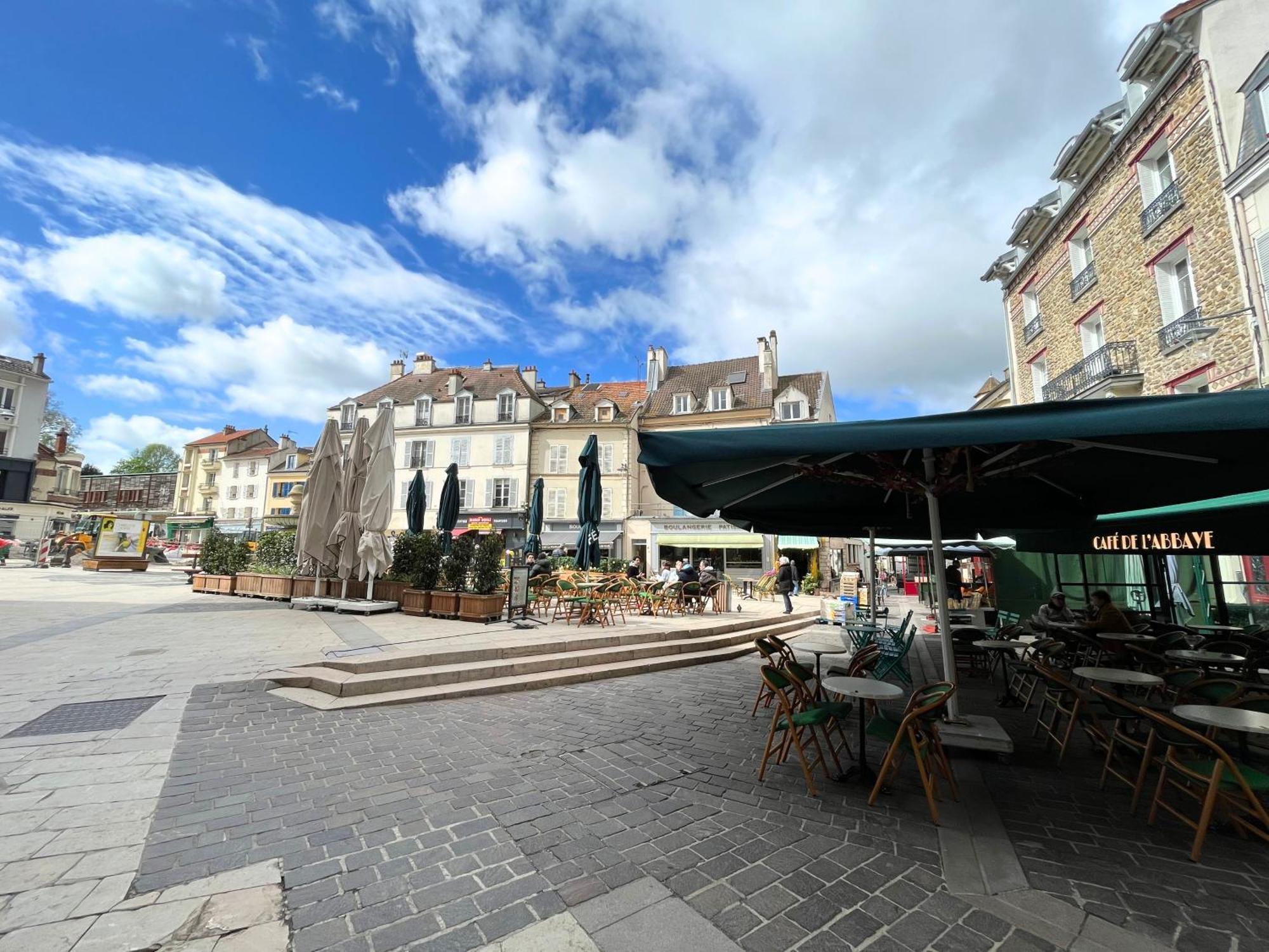 Paris Cocon - Disneyland, Parking, Hypercentre, Train Station Lagny-sur-Marne Bagian luar foto