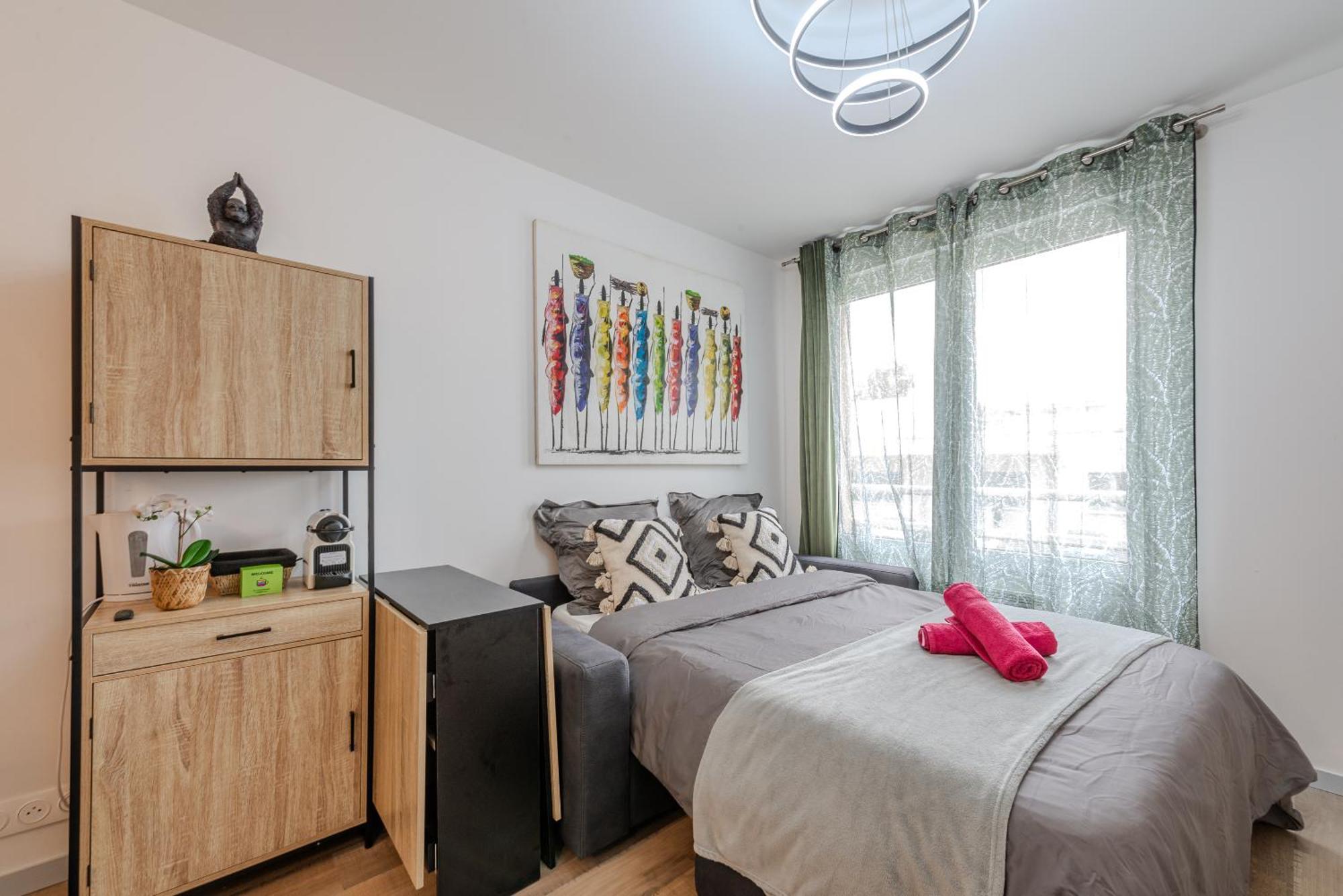 Paris Cocon - Disneyland, Parking, Hypercentre, Train Station Lagny-sur-Marne Bagian luar foto