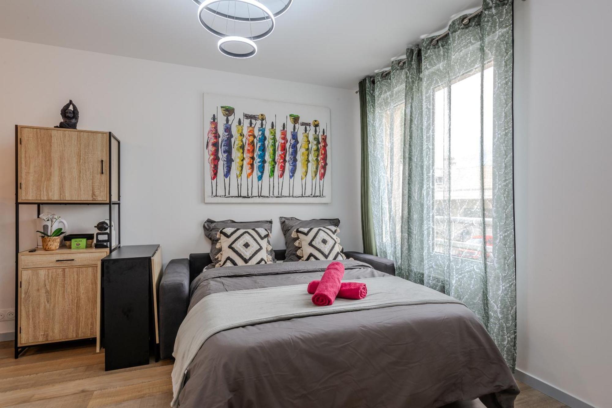 Paris Cocon - Disneyland, Parking, Hypercentre, Train Station Lagny-sur-Marne Bagian luar foto